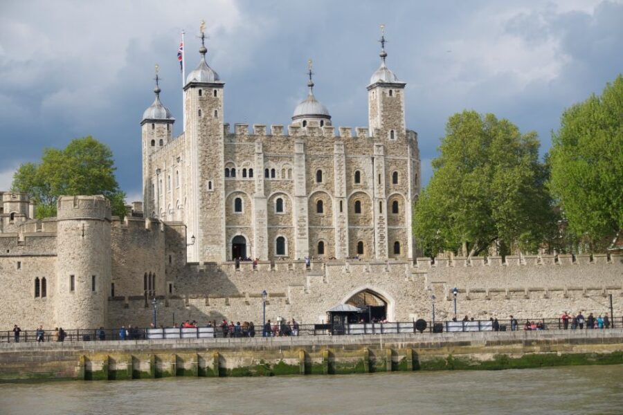 Ultimate Royal London, Thames River Boat Ride & Walking Tour - Should you book Ultimate Royal London?