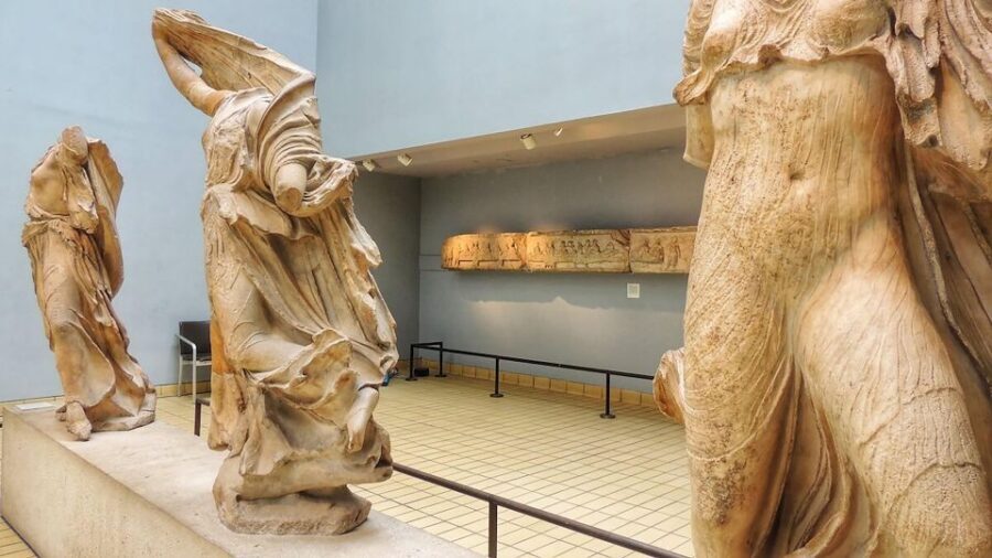Unveil the Rosetta Stone, Parthenon at British Museum - Starting at the British Museum main entrance and Great Court magic