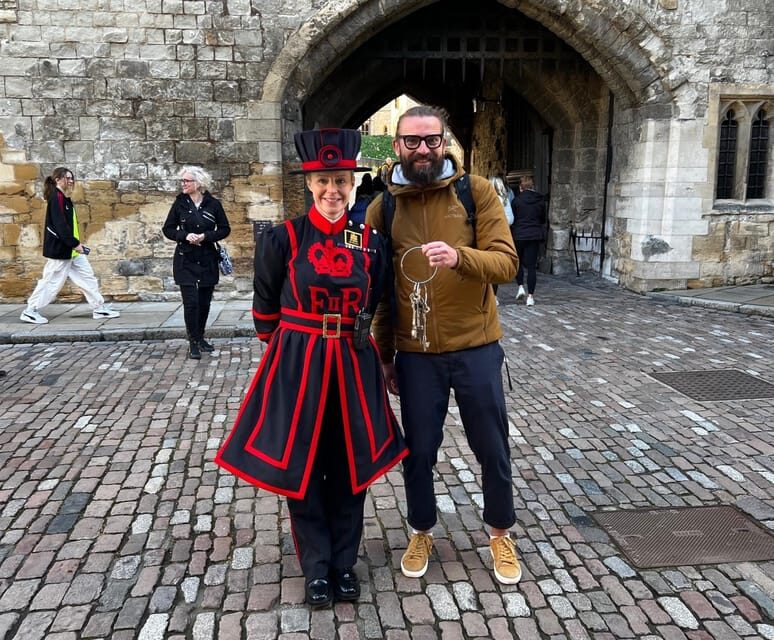 VIP Tower of London Beefeater Meet & Greet and Royal London - 4 Hours of Royal London, Made Practical