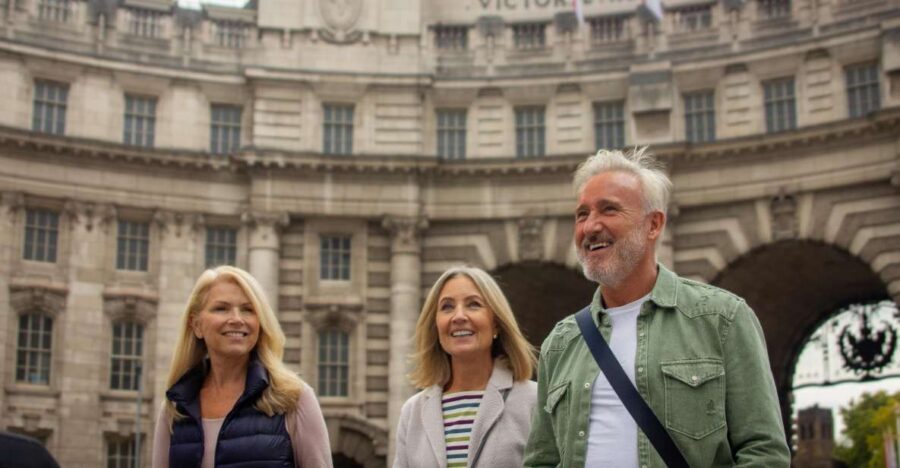 Westminster to Tower Bridge Customized Tour with a Local - Key things to know before you go