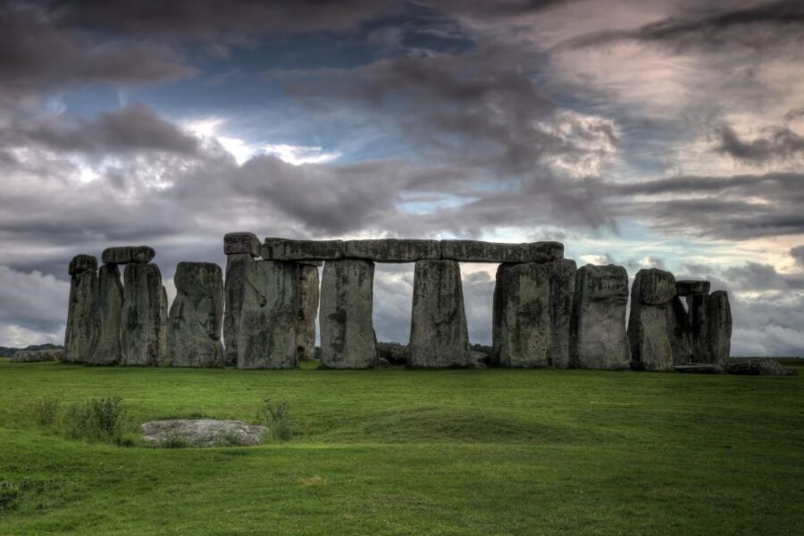 Windsor, Bath, Stonehenge & Salisbury with Christmas Lunch - Salisbury and its Gothic cathedral: medieval drama on a schedule